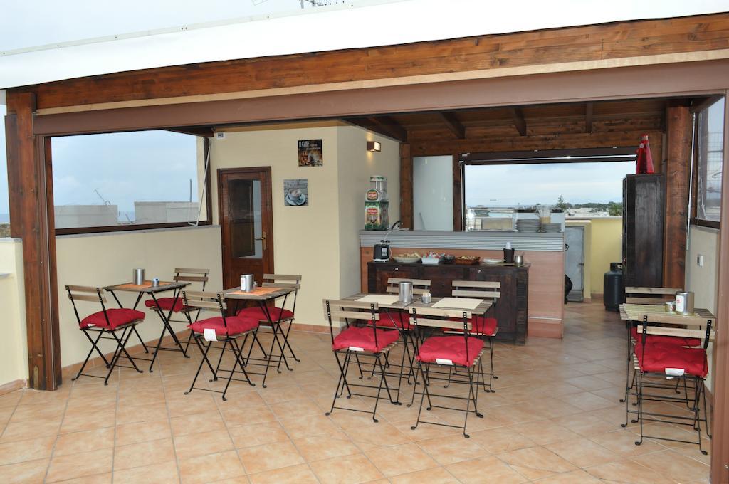 Rooms And Breakfast Zefiro San Vito Lo Capo Exterior photo