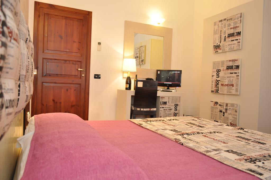 Rooms And Breakfast Zefiro San Vito Lo Capo Room photo