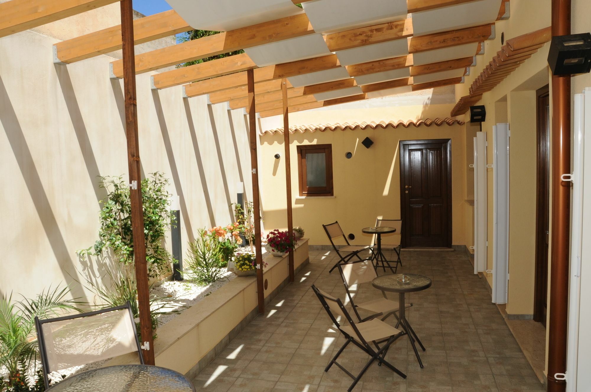 Rooms And Breakfast Zefiro San Vito Lo Capo Exterior photo